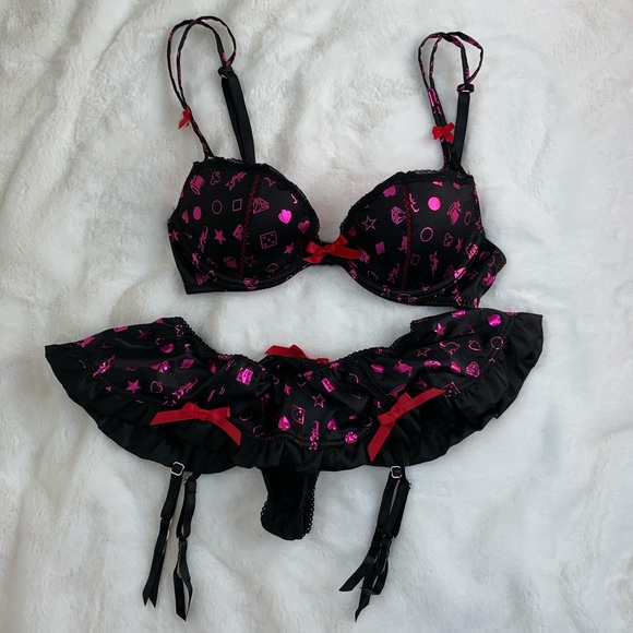 Victoria's Secret Other - Victoria’s Secret Valentine’s Day Bra & Panty